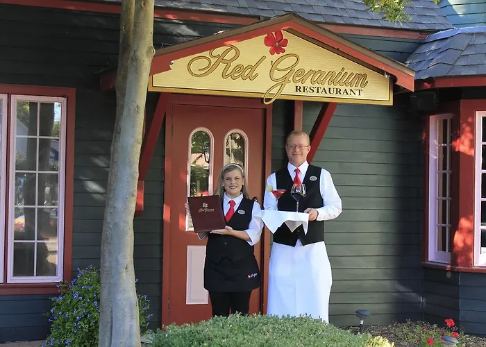 New Harmony Inn Resort And Conference Center